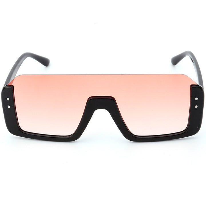 Women's Sporty Shield Sunglasses with Modern Design Bowlift