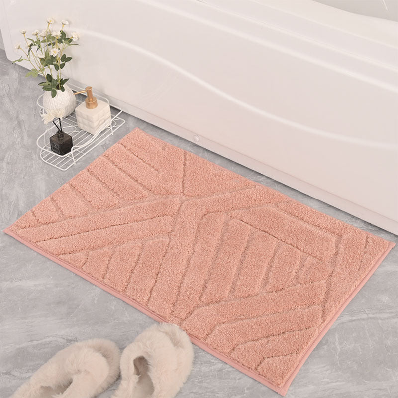 Plush Geometric Pattern Bath Mat