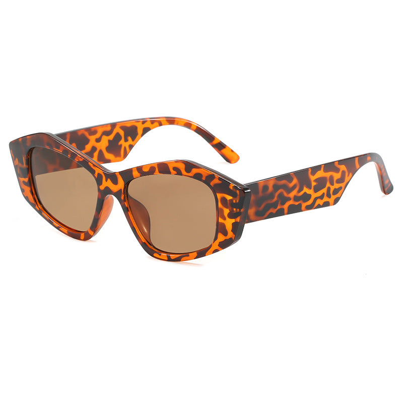 Ladies Creative Sunglasses in Exotic Leopard Pattern Bowlift