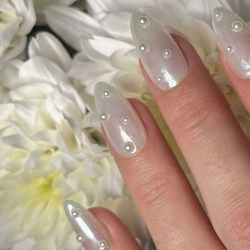 Premium Pearl-Embellished Stiletto Press-On Nails Bowlift