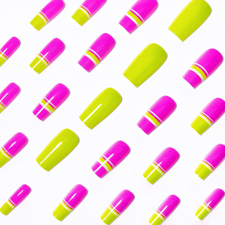 Creative artistic nails with geometric color effect Bowlift