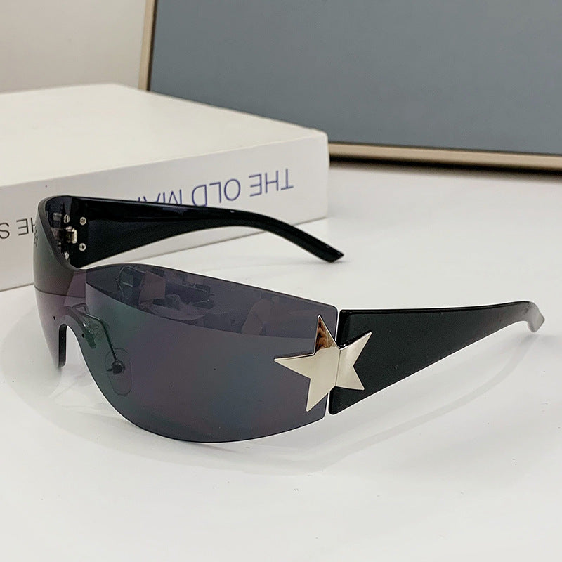 Women’s stylish sunglasses with artistic star accent Bowlift