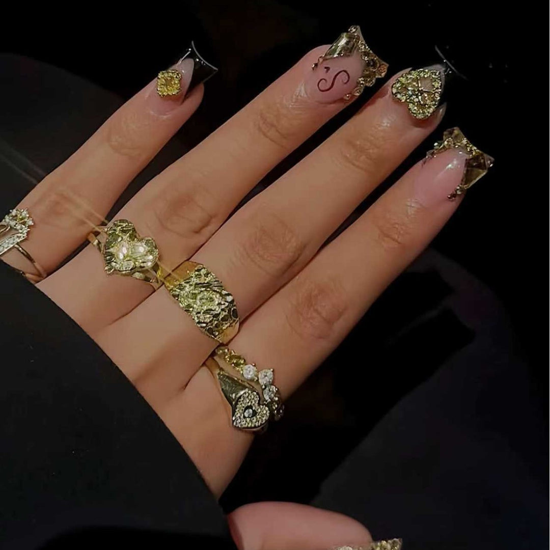 Luxury Rhinestone Nail Enhancements Bowlift