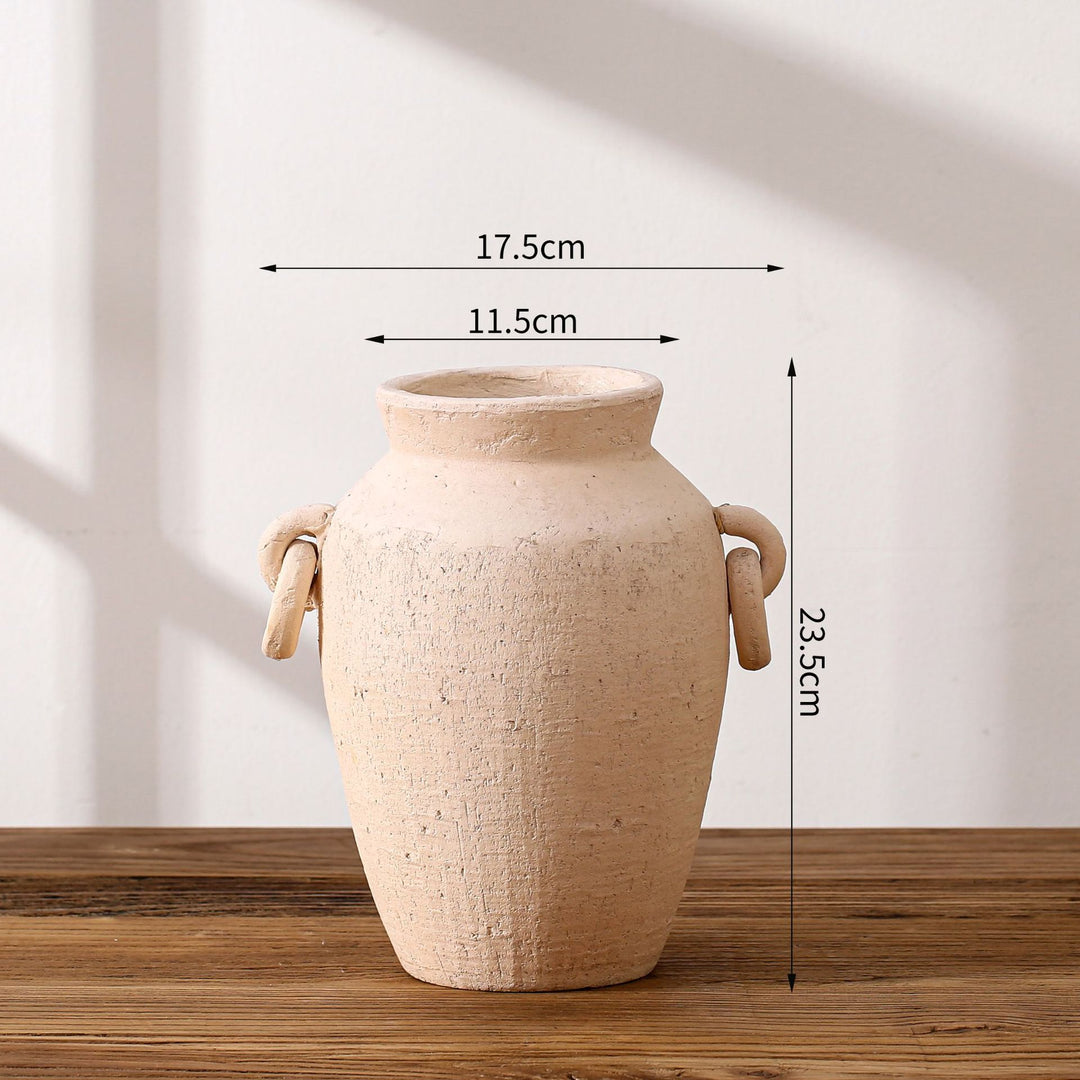 Antique ceramic vase with texture Bowlift