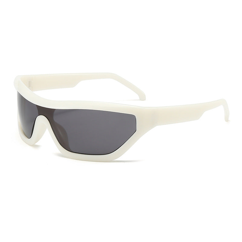 Women's sporty sunglasses with best UV protection and innovative design Bowlift