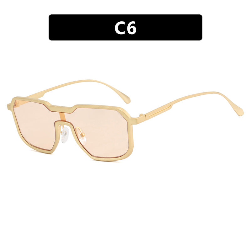 Ladies extravagant geometric sunglasses with protective UV filter Bowlift