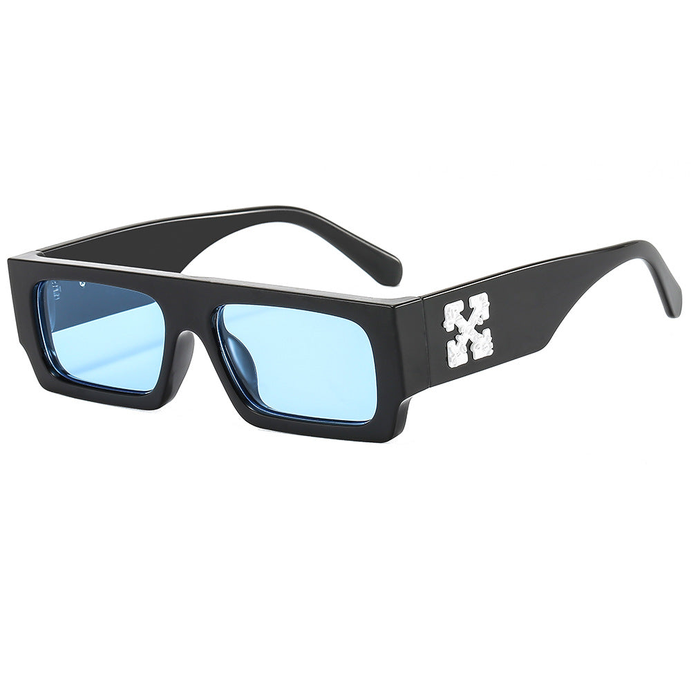 Ladies fashionable sunglasses Bowlift