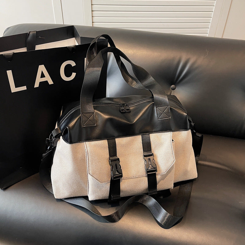 Practical Multifunctional Duffel Bag with Sturdy Design and Intelligent Compartment Layout Bowlift