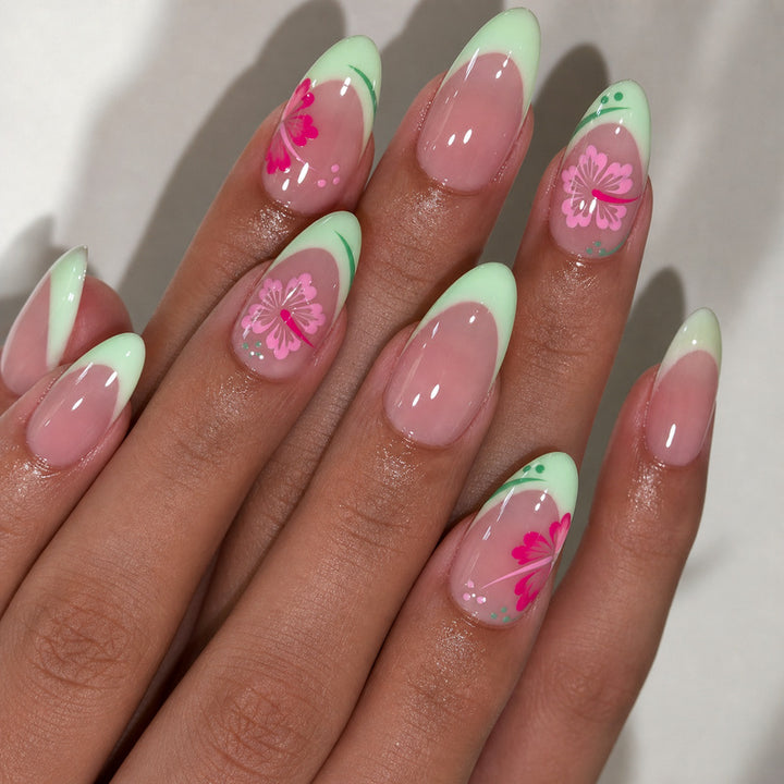 Artificial nails for elegant occasions Bowlift