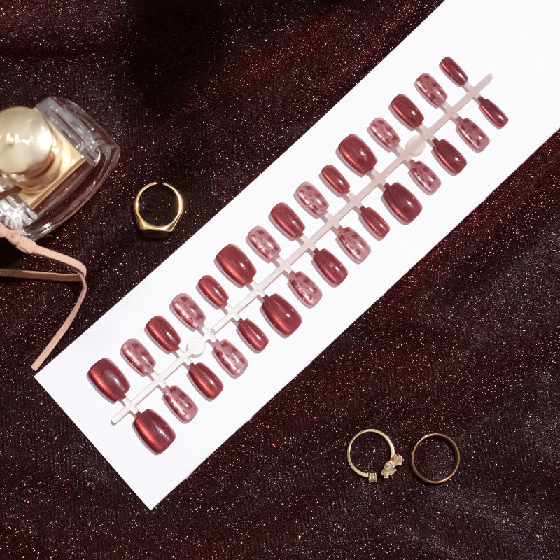 Artificial Nail Tips in Modern Leopard Design Bowlift