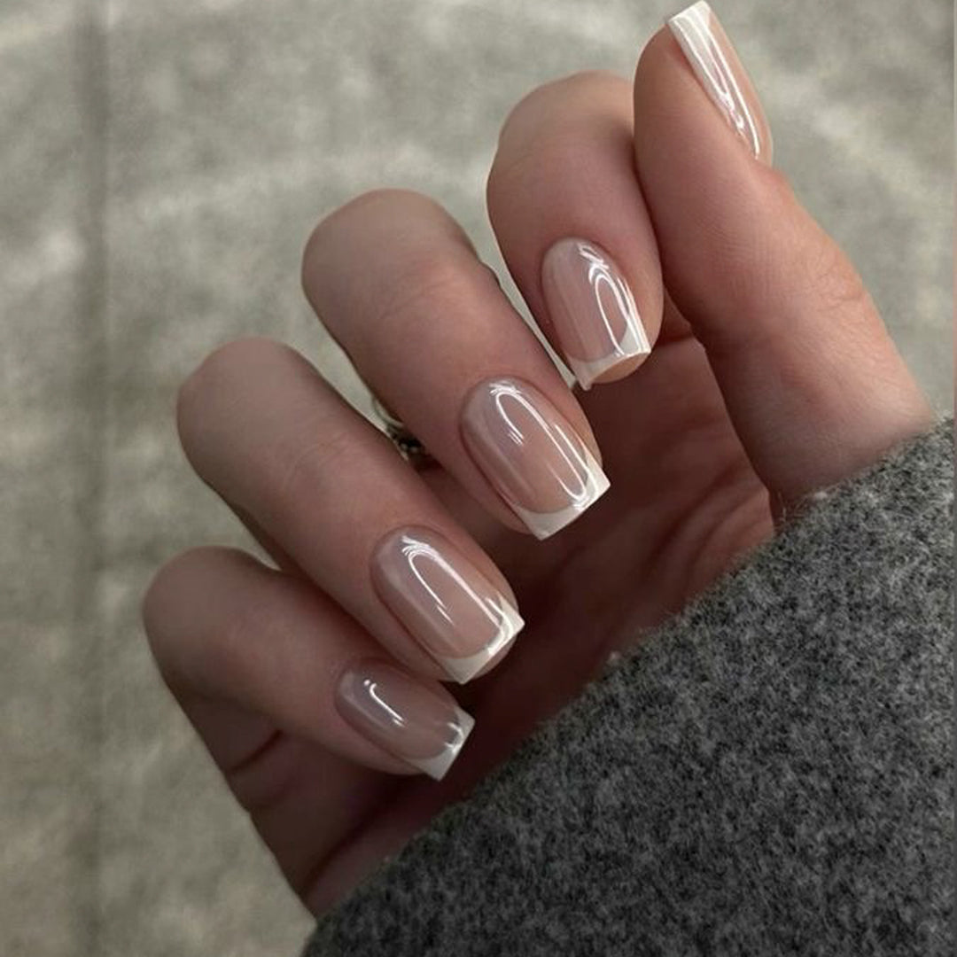 Elegant and Modern French Manicure Bowlift