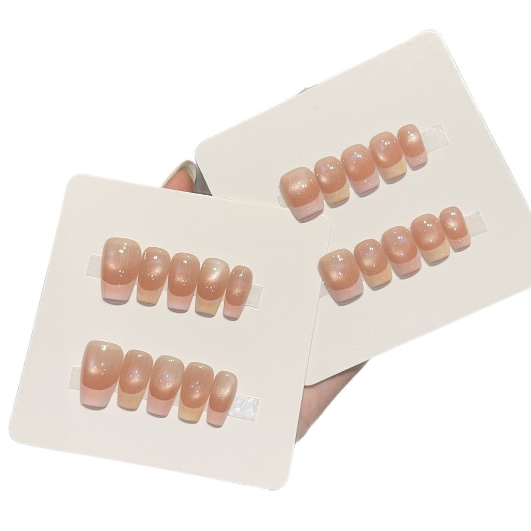 Elegant Artificial Nail Tips Bowlift