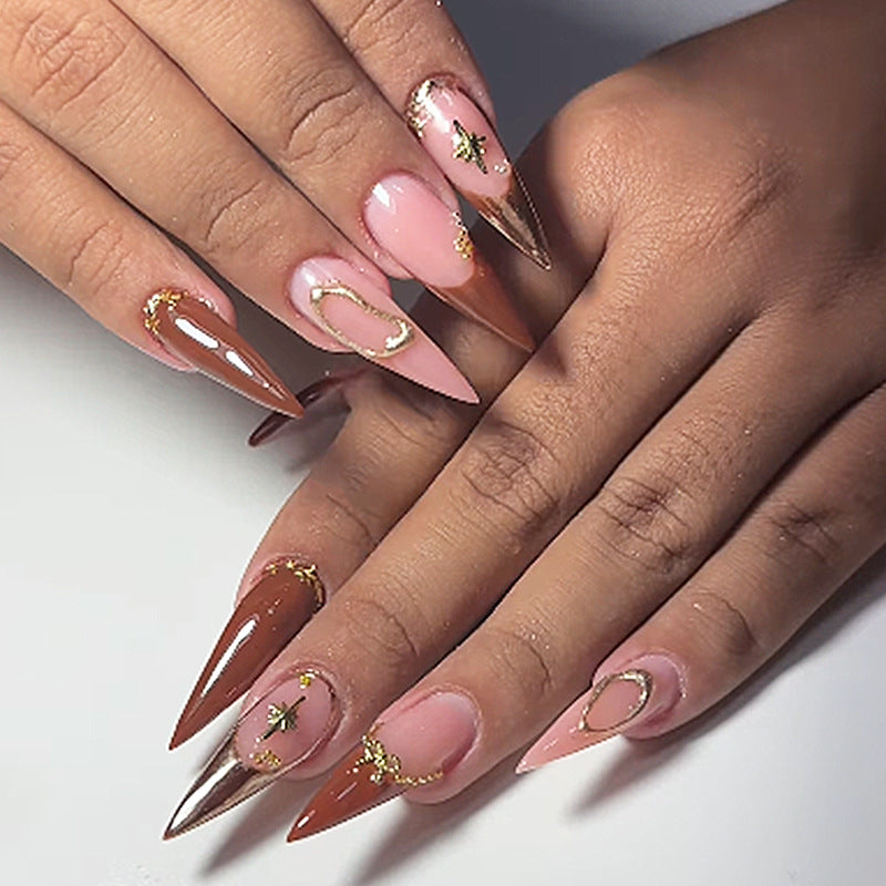 Elegant Decorative Press-On Nail Set with Gold Accents Bowlift