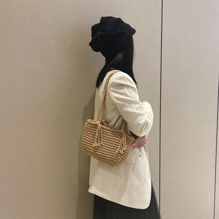 Hand-knotted shoulder bag Bowlift