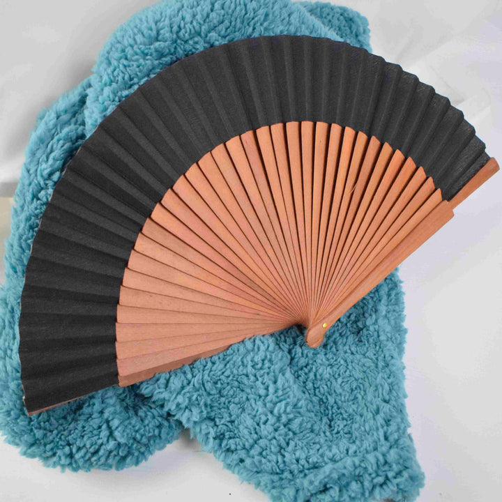 Ladies elegant hand fan made of eco-friendly paper Bowlift