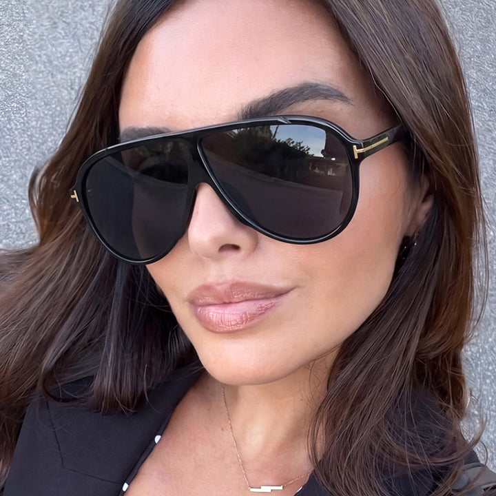 Women's large sunglasses with modern design and protective lenses Bowlift