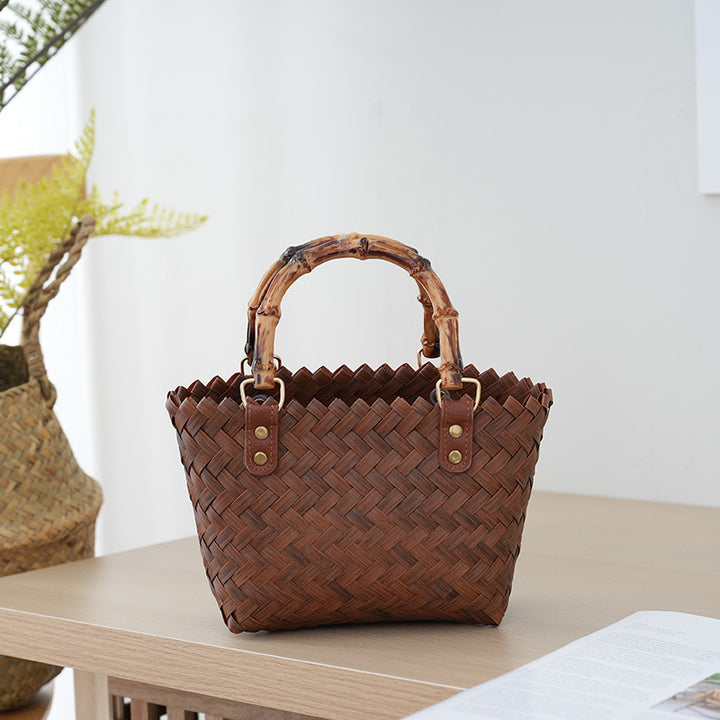 Handbag Made of Woven Bast Bowlift