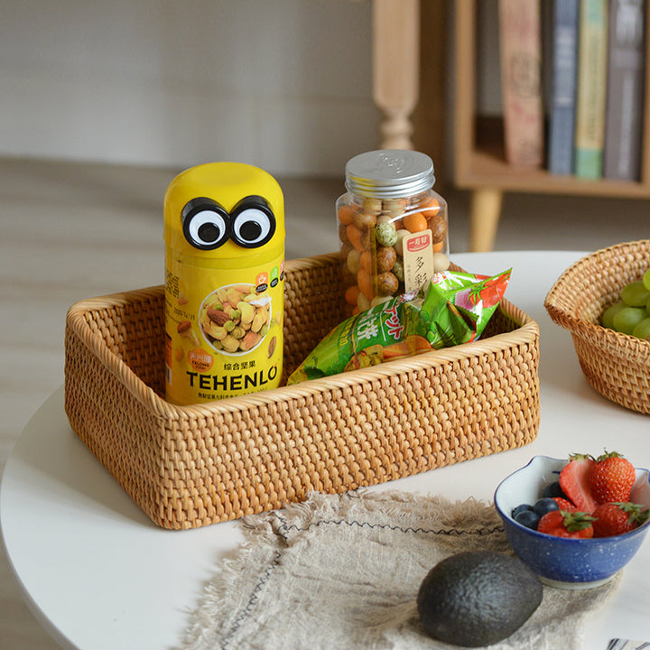 Women rectangular storage basket made of handwoven natural material Bowlift
