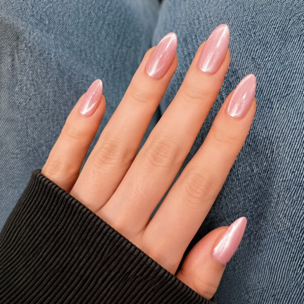 Glamorous Stiletto Press-On Nails with Glitter Finish Bowlift
