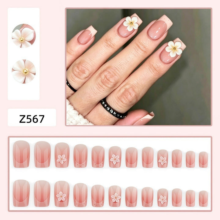 Artificial nails with 3D flower design Bowlift