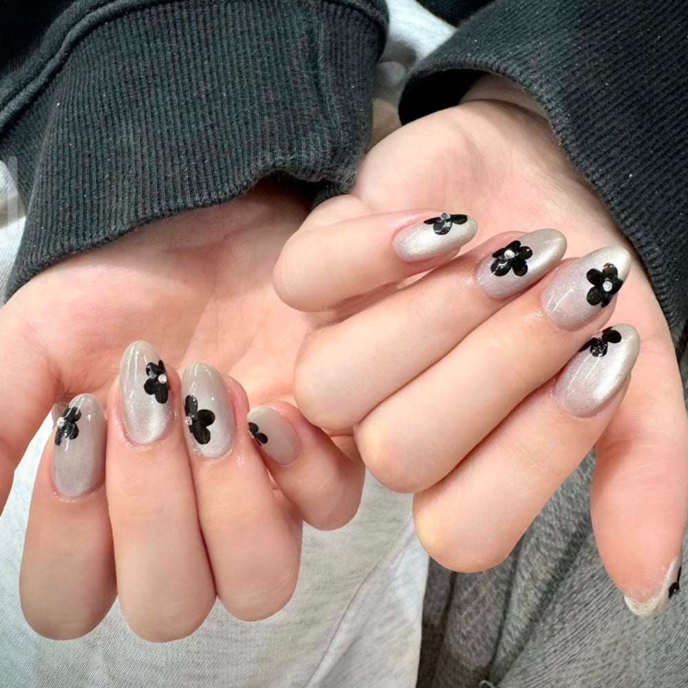 Floral-Inspired Press-On Nail Design Bowlift