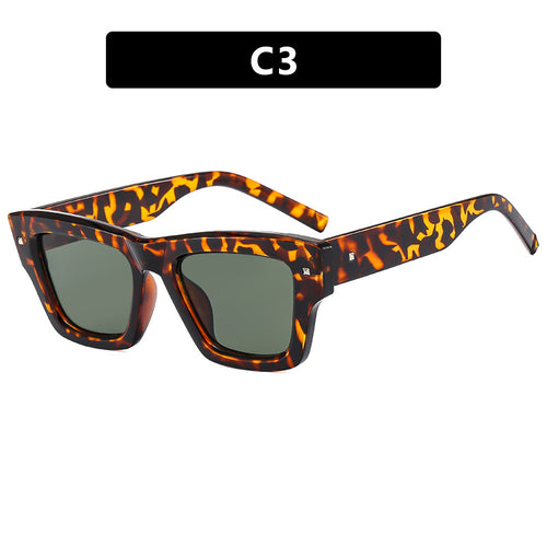 Ladies fashionable rectangular glasses with multifaceted design Bowlift