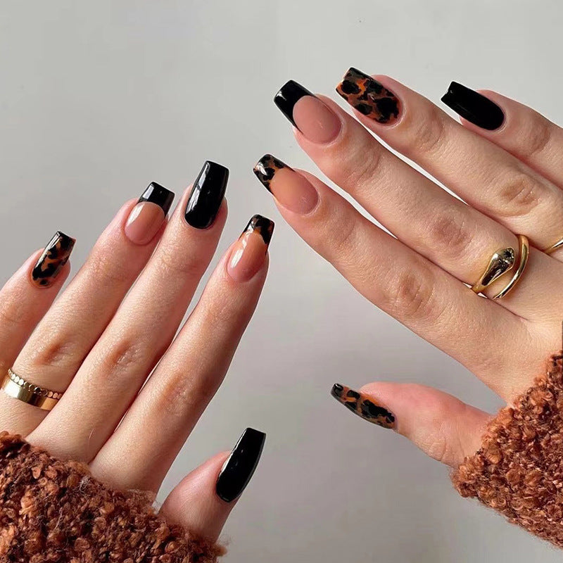 Artistic stiletto nails with leopard design Bowlift
