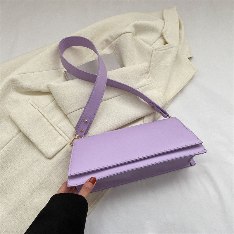 Minimalist Structured Crossbody Bag Bowlift