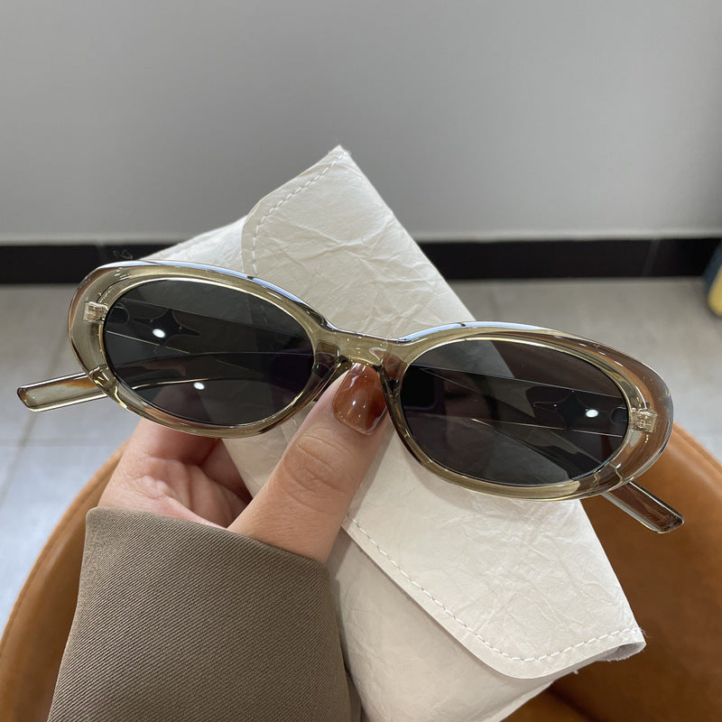 Women's modern cat-eye sunglasses with UV protection and elegant frame Bowlift