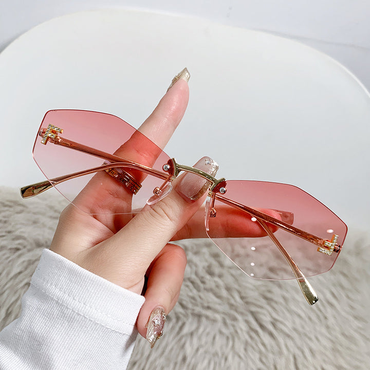Women's designer sunglasses with innovative hexagonal frame Bowlift