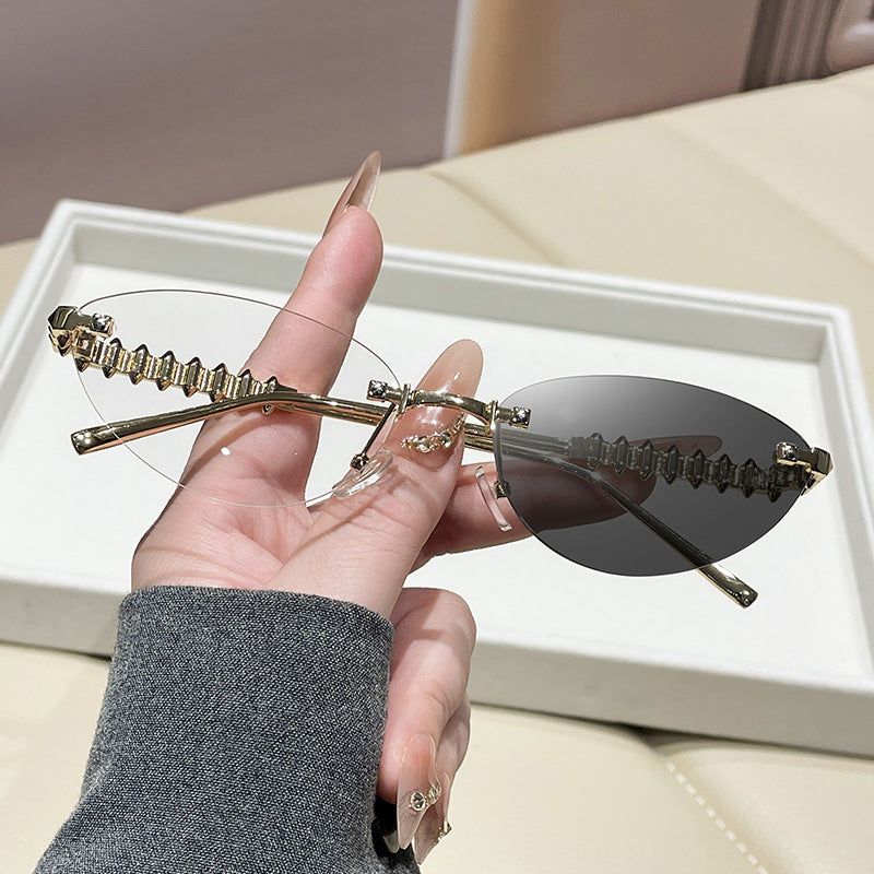Women's fashionable glasses with elegant golden frame Bowlift