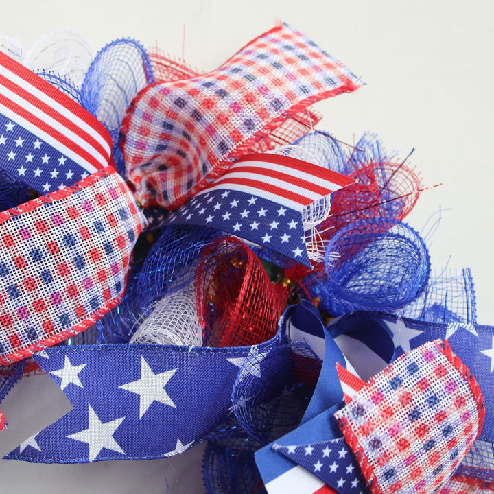 Unisex handmade patriotic door wreath with ribbon, star pattern and decorative net bow Bowlift