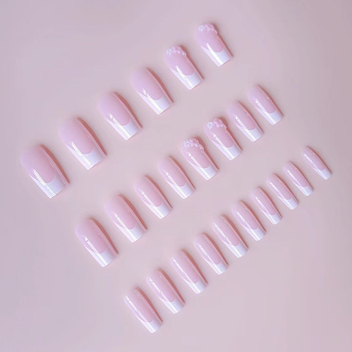 Artificial nail set with romantic flower decorations Bowlift