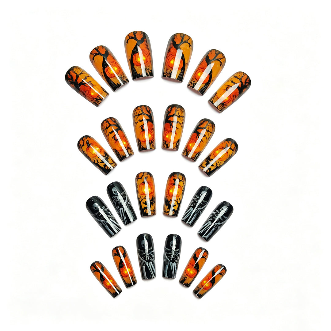 Artificial nails with Halloween design Bowlift