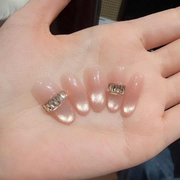Elegant Nail Art Bowlift