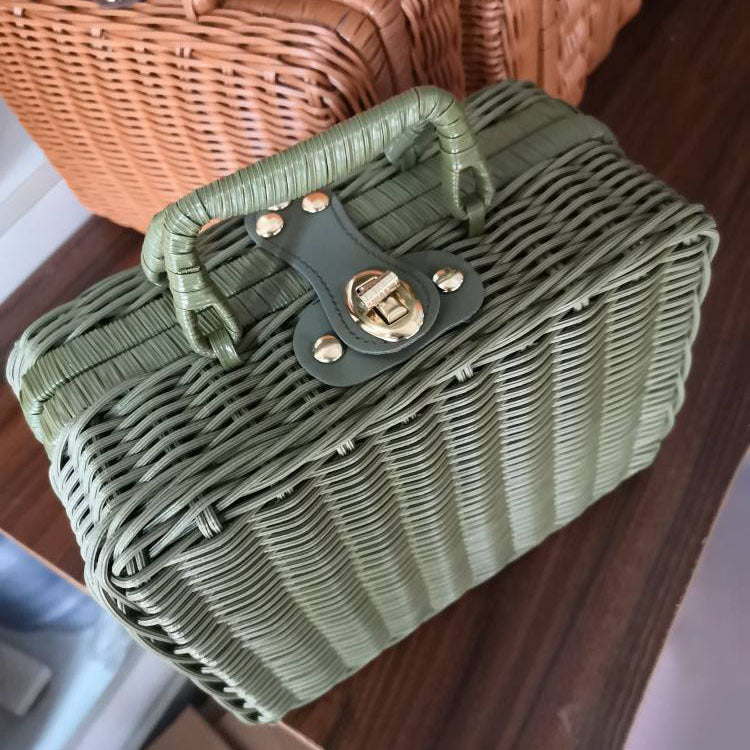 Chic Woven Storage Handbag Bowlift