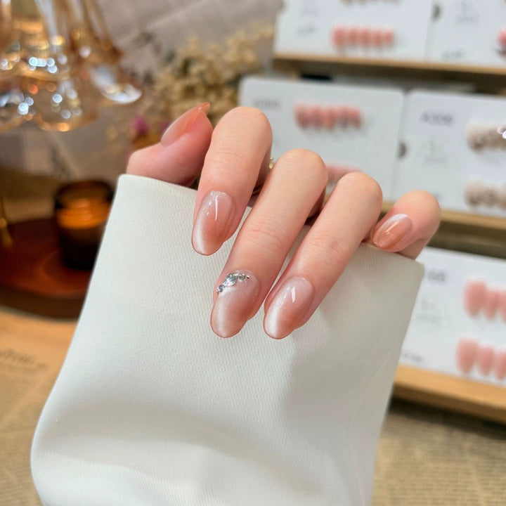 Elegant Press-On Nail Set with Crystal Accent Bowlift