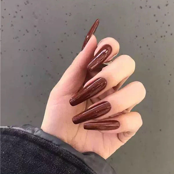 Artificial nail set with high-gloss pointed nails Bowlift