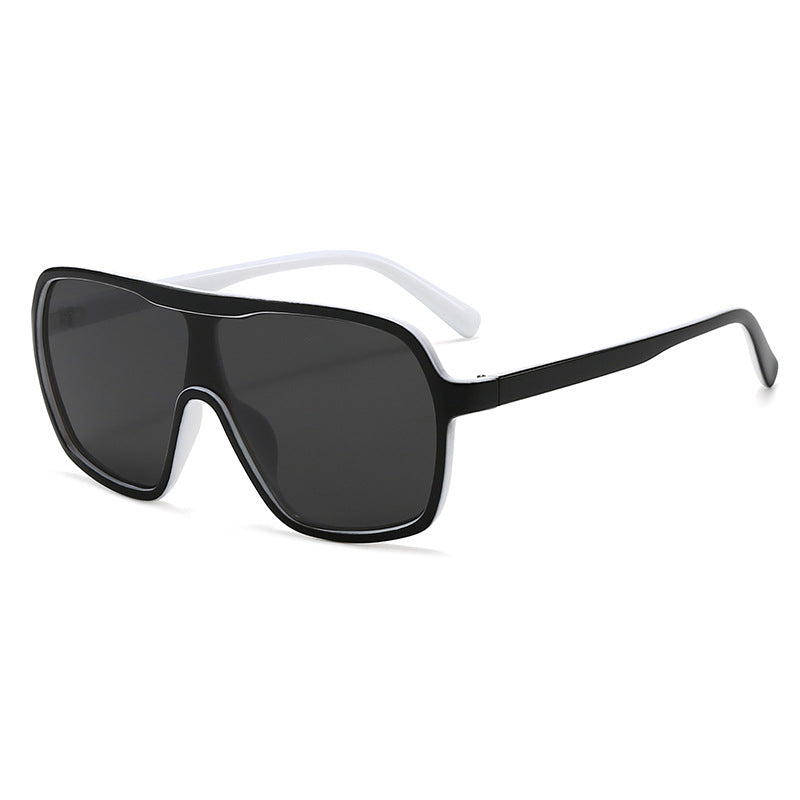 Women oversized fashion sunglasses in retro style Bowlift