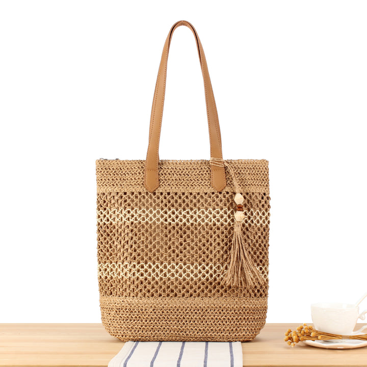 Handbag Made of Natural Braided Material with Elegant Leather Straps Bowlift