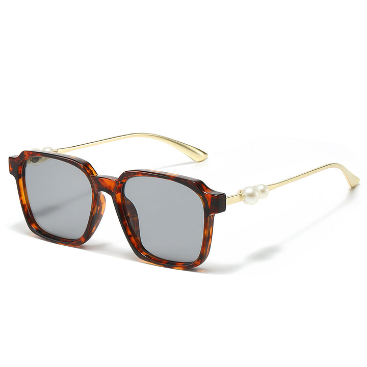 Chic Square Frame Sunglasses with Pearl Accents Bowlift