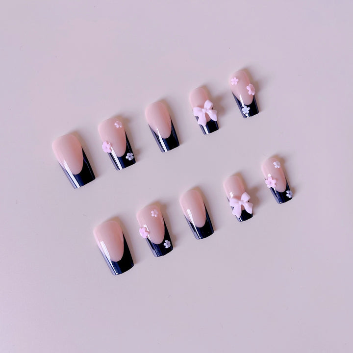 Artficial Nail Set with Floral Decorations Bowlift
