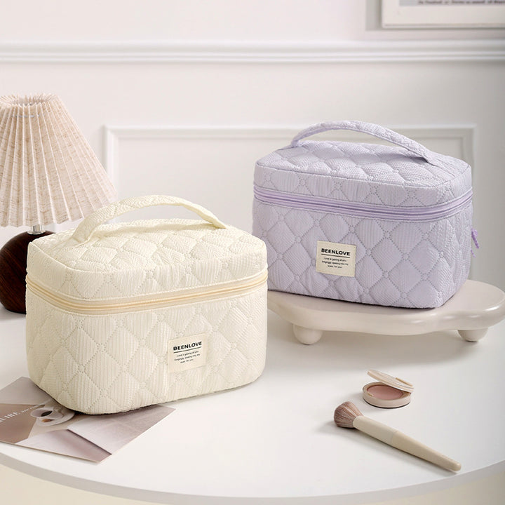 Quilted Multi-Compartment Makeup Organizer Bowlift