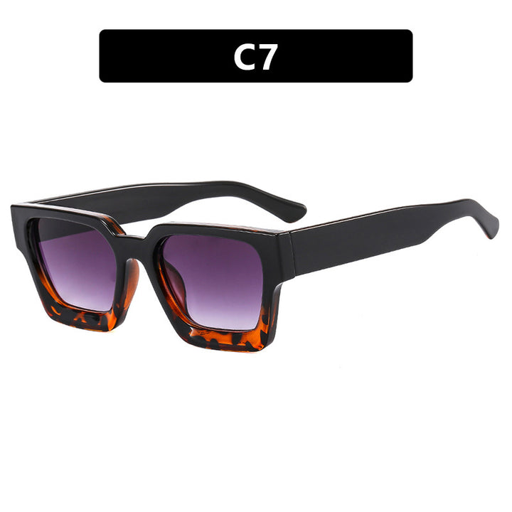 Ladies fashionable square sunglasses with sturdy frame and yellow lenses Bowlift