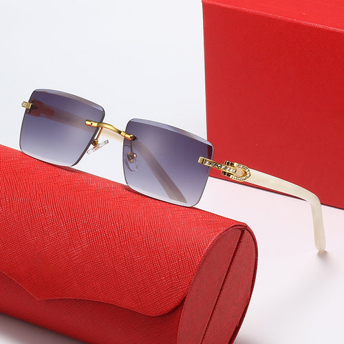 Ladies fashionable square sunglasses with luxurious accent and UV protection Bowlift