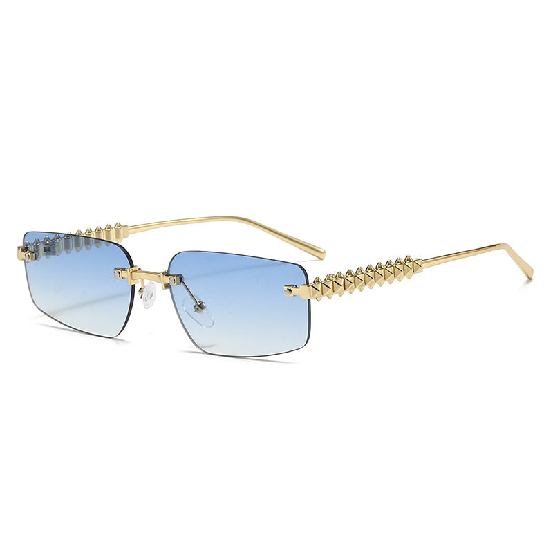 Women's fashion rectangular glasses with extravagant accents Bowlift