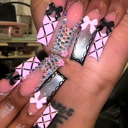 Glamorous Statement Nail Art Extensions Bowlift