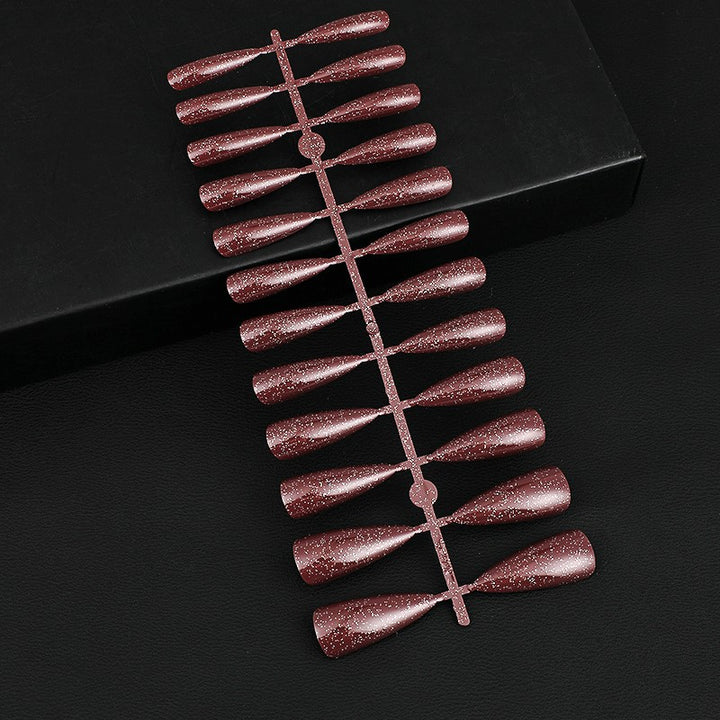 Glittering artificial nails in elegant design Bowlift