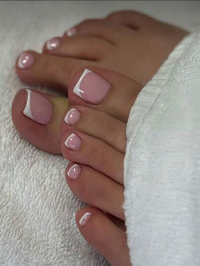 Elegant French Tip Pedicure Bowlift