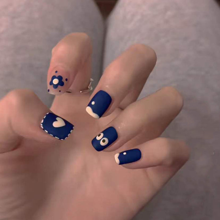 Festive Nail Art Press-Ons Bowlift